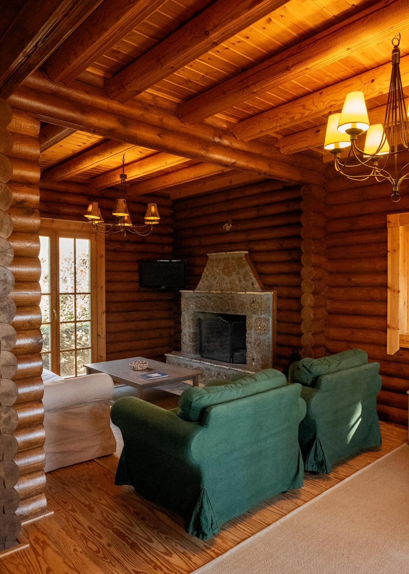 Paradise Chalet Ано-Трикала Экстерьер фото
